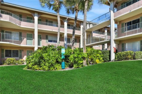 Condo in Altamonte Springs, Florida, 1 bedroom  № 1771396 - photo 1