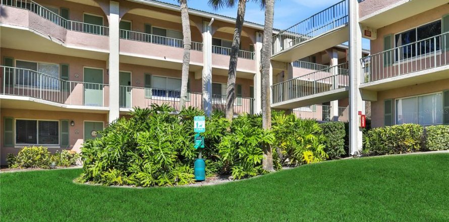 Condo in Altamonte Springs, Florida, 1 bedroom № 1771396