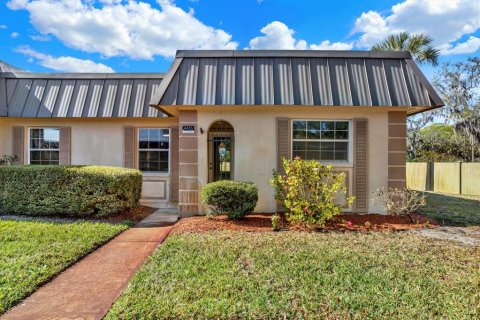 Condo in New Port Richey, Florida, 2 bedrooms  № 2095411 - photo 26