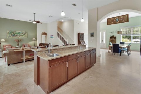 House in DeLand, Florida 4 bedrooms, 284.28 sq.m. № 1776766 - photo 10