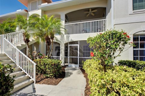 Condo in Venice, Florida, 2 bedrooms № 2233496