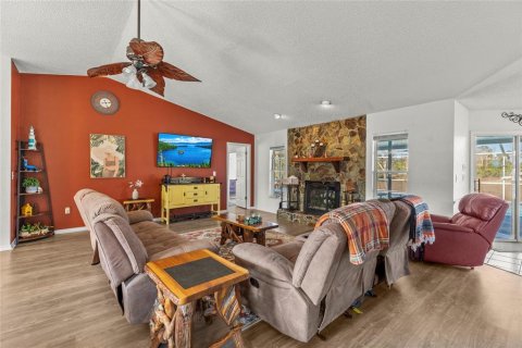 Villa ou maison à vendre à Spring Hill, Floride: 2 chambres, 145.67 m2 № 1751949 - photo 8