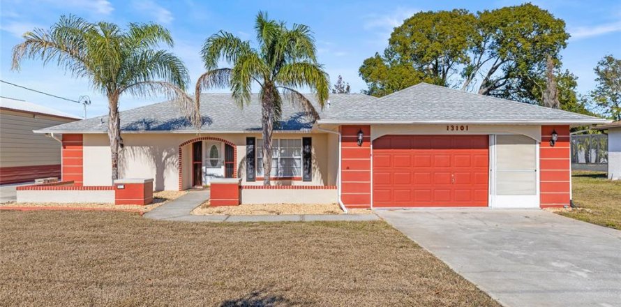 Villa ou maison à Spring Hill, Floride 2 chambres, 145.67 m2 № 1751949