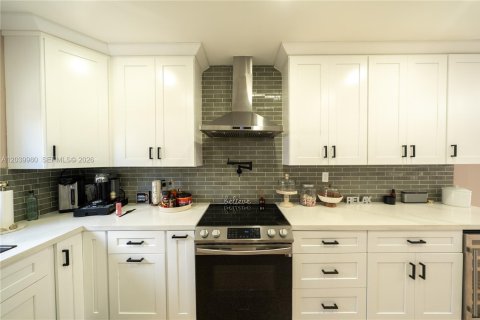 Casa en alquiler en Palmetto Bay, Florida, 4 dormitorios № 2086158 - foto 14