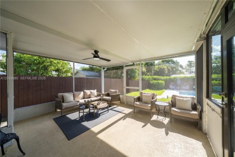 Casa en alquiler en Palmetto Bay, Florida, 4 dormitorios № 2086158 - foto 29