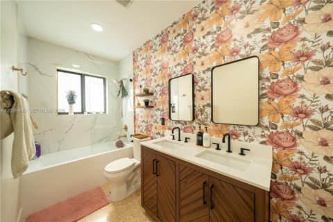 Casa en alquiler en Palmetto Bay, Florida, 4 dormitorios № 2086158 - foto 19