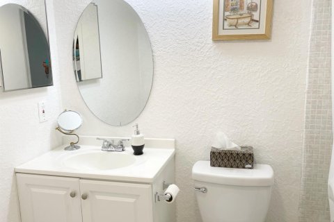 Снять в аренду кондоминиум в Бока-Ратон, Флорида 3 комнаты, 66.89м2, № 2085561 - фото 16