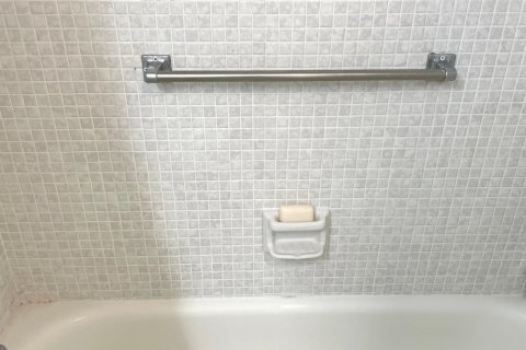 Снять в аренду кондоминиум в Бока-Ратон, Флорида 3 комнаты, 66.89м2, № 2085561 - фото 18