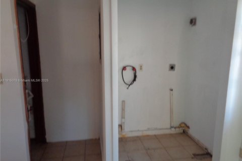 Villa ou maison à louer à Homestead, Floride: 3 chambres, 220.55 m2 № 1971240 - photo 20