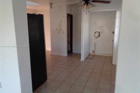 Villa ou maison à louer à Homestead, Floride: 3 chambres, 220.55 m2 № 1971240 - photo 16