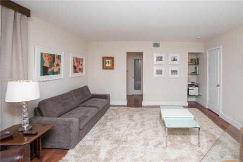 Adosado en alquiler en Key Biscayne, Florida, 2 dormitorios, 167.22 m2 № 1959037 - foto 11