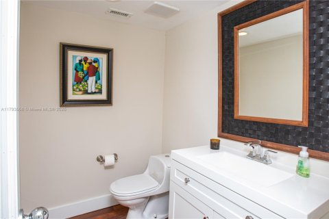 Adosado en alquiler en Key Biscayne, Florida, 2 dormitorios, 167.22 m2 № 1959037 - foto 12