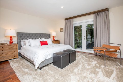 Adosado en alquiler en Key Biscayne, Florida, 2 dormitorios, 167.22 m2 № 1959037 - foto 9