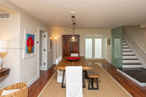 Adosado en alquiler en Key Biscayne, Florida, 2 dormitorios, 167.22 m2 № 1959037 - foto 5