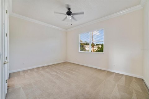 House in Four Corners, Florida 4 bedrooms, 213.3 sq.m. № 1751052 - photo 24