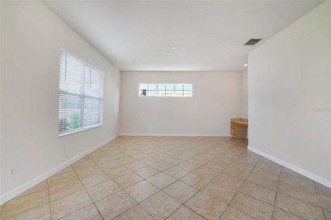 House in Four Corners, Florida 4 bedrooms, 213.3 sq.m. № 1751052 - photo 4