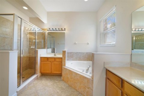 House in Four Corners, Florida 4 bedrooms, 213.3 sq.m. № 1751052 - photo 26