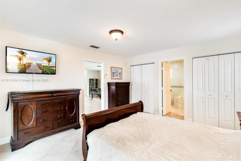 House in Palm Beach Gardens, Florida 3 bedrooms, 165.09 sq.m. № 1770349 - photo 26