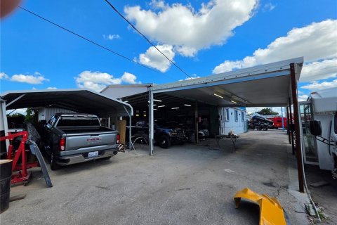Commercial property in Fort Myers, Florida 111.48 sq.m. № 2430904 - photo 19