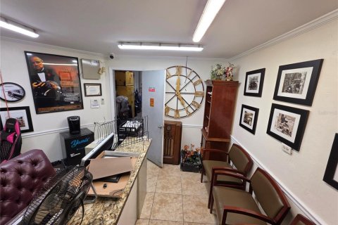 Commercial property in Fort Myers, Florida 111.48 sq.m. № 2430904 - photo 3