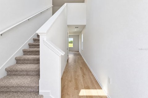 Villa ou maison à louer à Winter Haven, Floride: 4 chambres, 174.66 m2 № 2378302 - photo 10