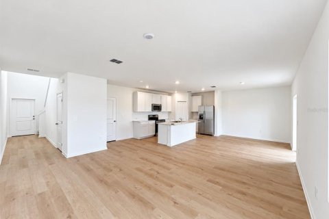 Villa ou maison à louer à Winter Haven, Floride: 4 chambres, 174.66 m2 № 2378302 - photo 7