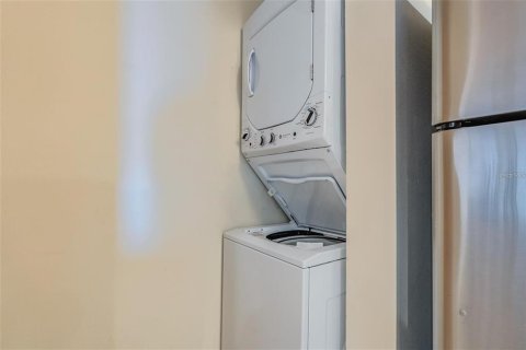 Condo in Clearwater, Florida, 2 bedrooms  № 1916533 - photo 8