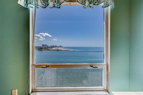 Condo in Clearwater, Florida, 2 bedrooms  № 1916533 - photo 23