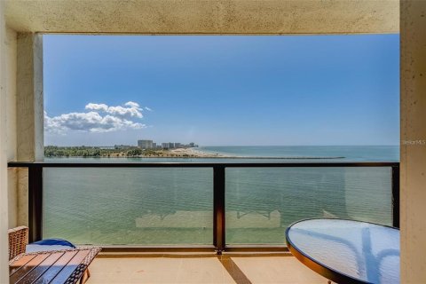 Condo in Clearwater, Florida, 2 bedrooms  № 1916533 - photo 20