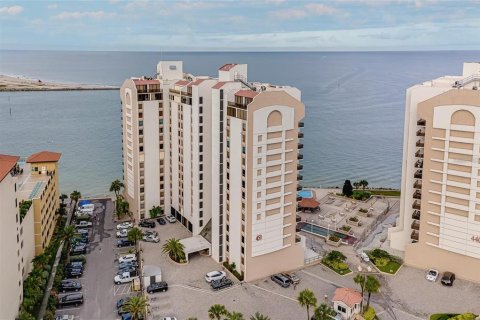 Condo in Clearwater, Florida, 2 bedrooms  № 1916533 - photo 2