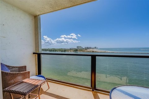 Condo in Clearwater, Florida, 2 bedrooms  № 1916533 - photo 19