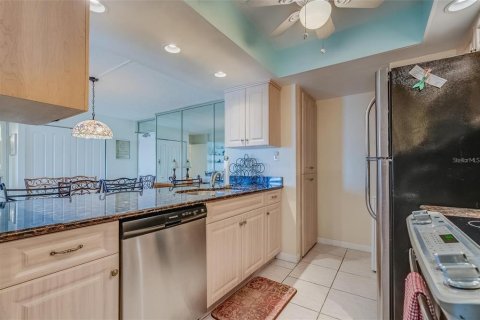 Condo in Clearwater, Florida, 2 bedrooms  № 1916533 - photo 6