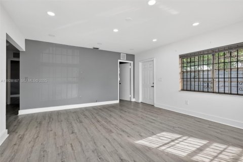 Appartement à louer à Dania Beach, Floride: 2 chambres, 85.84 m2 № 1987293 - photo 8