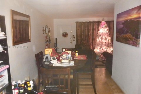 Condo in North Miami, Florida, 1 bedroom  № 2082816 - photo 3