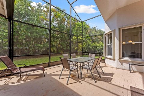 House in Boca Raton, Florida 4 bedrooms, 248.61 sq.m. № 1931773 - photo 30