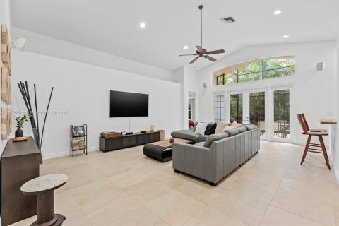 House in Boca Raton, Florida 4 bedrooms, 248.61 sq.m. № 1931773 - photo 18