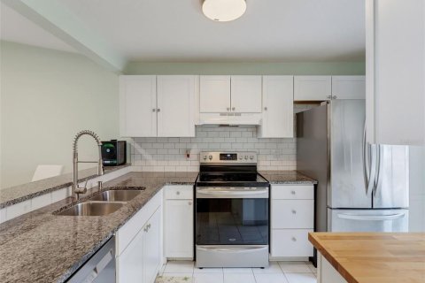 Villa ou maison à vendre à Safety Harbor, Floride: 2 chambres, 87.24 m2 № 2405351 - photo 18