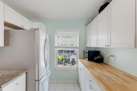 Villa ou maison à vendre à Safety Harbor, Floride: 2 chambres, 87.24 m2 № 2405351 - photo 21