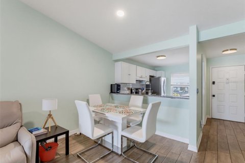 Villa ou maison à vendre à Safety Harbor, Floride: 2 chambres, 87.24 m2 № 2405351 - photo 24
