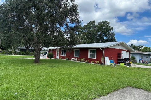 House in Palmetto, Florida 3 bedrooms, 141.95 sq.m. № 1805354 - photo 2