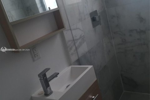 Condominio en venta en Miami Beach, Florida, 1 dormitorio, 45.06 m2 № 1707451 - foto 8