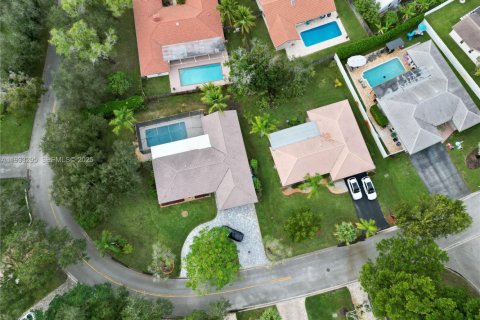 Купить виллу или дом в Корал-Спрингс, Флорида 4 спальни, 189.15м2, № 1991191 - фото 6