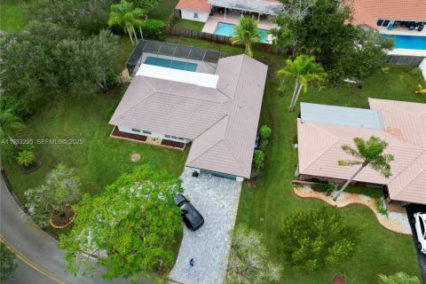 Купить виллу или дом в Корал-Спрингс, Флорида 4 спальни, 189.15м2, № 1991191 - фото 4