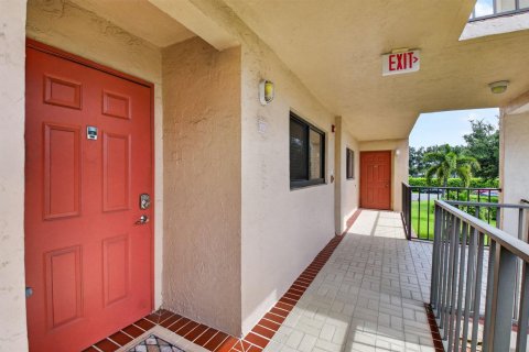 Copropriété à vendre à Delray Beach, Floride: 2 chambres, 126.53 m2 № 2268771 - photo 3