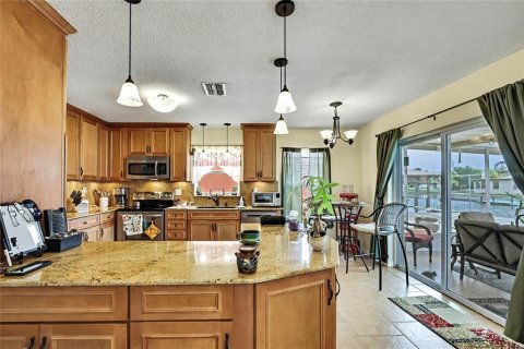 Casa en venta en Hudson, Florida, 2 dormitorios, 121.79 m2 № 1782966 - foto 9