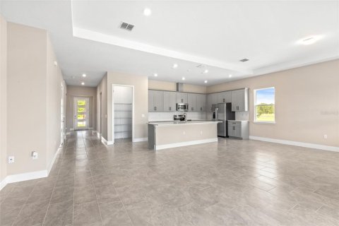 Casa en venta en Daytona Beach, Florida, 5 dormitorios, 276.85 m2 № 1757937 - foto 13