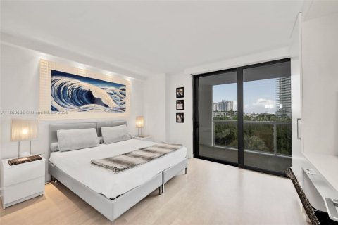 Condo in Miami Beach, Florida, 3 bedrooms  № 1888946 - photo 28