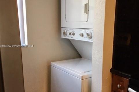 Снять в аренду кондоминиум в Хайалиа, Флорида 2 спальни, 88.07м2, № 1931662 - фото 8