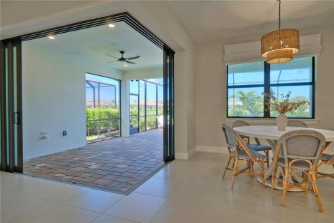 House in MAGNOLIA RANCH in Bradenton, Florida 3 bedrooms, 193.61 sq.m. № 2291502 - photo 28