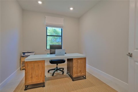 House in MAGNOLIA RANCH in Bradenton, Florida 3 bedrooms, 193.61 sq.m. № 2291502 - photo 13